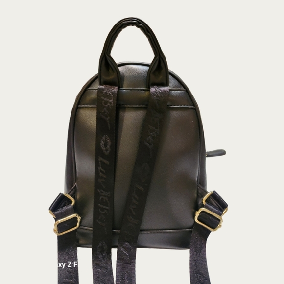 Betsey Johnson Black and Pink Heart Backpack, EUC - Picture 4 of 16